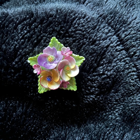 Floral Brooch with Colorful Flowers - Picture 8 of 11